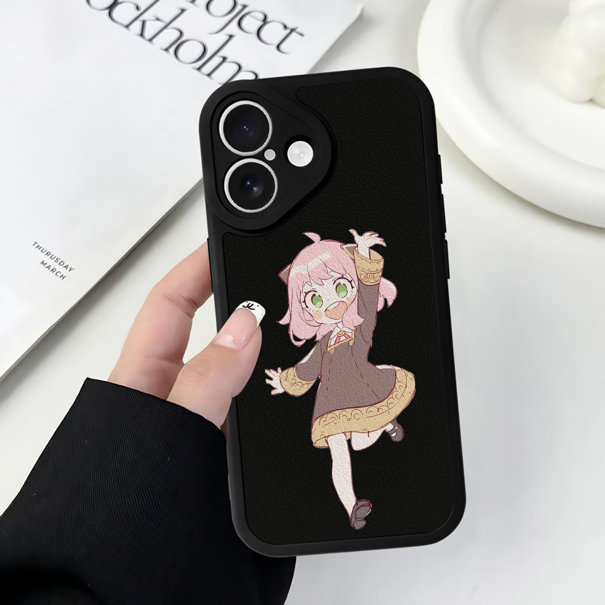 （画像用） SPY×FAMILY间谍家家酒 【iPhone 16シリーズ対応】シリコンスマホケース（レザー調） 材質：シリコン